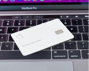 Credit card lowdown: Should you apply for the Apple Card? | Finance 101