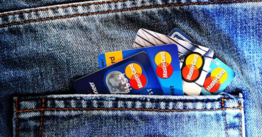 4 of the Worst Mistakes You Can Make With Your Credit Card